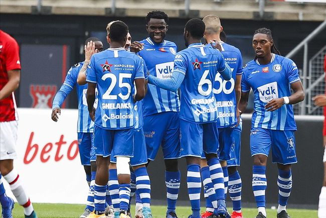 一出精彩的 一出精彩的