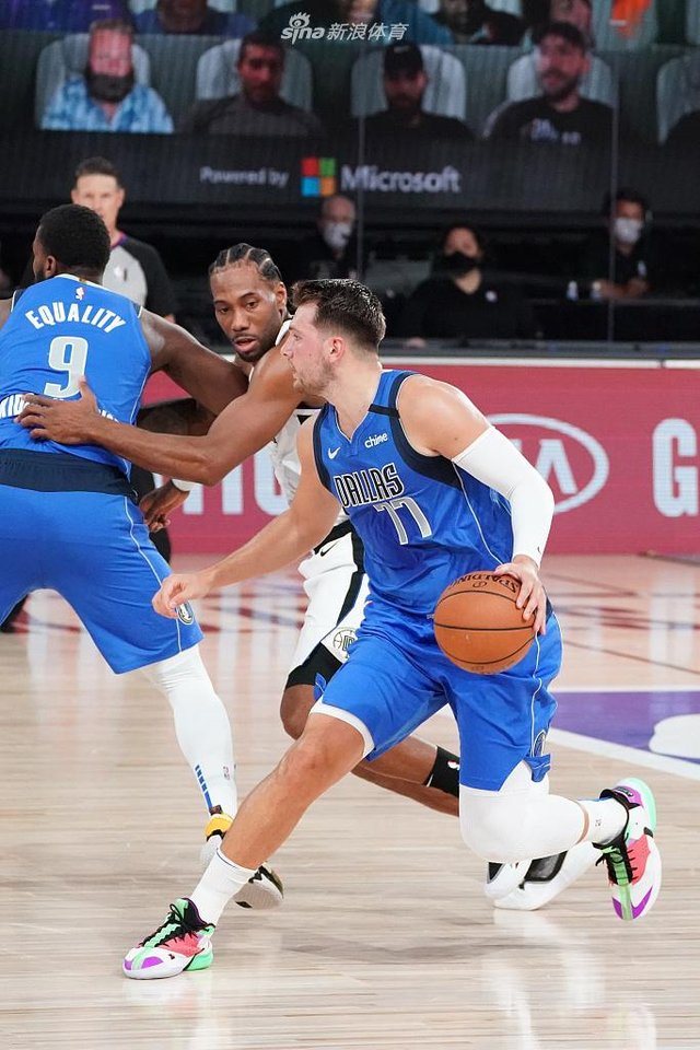 18年捧起 18年捧起