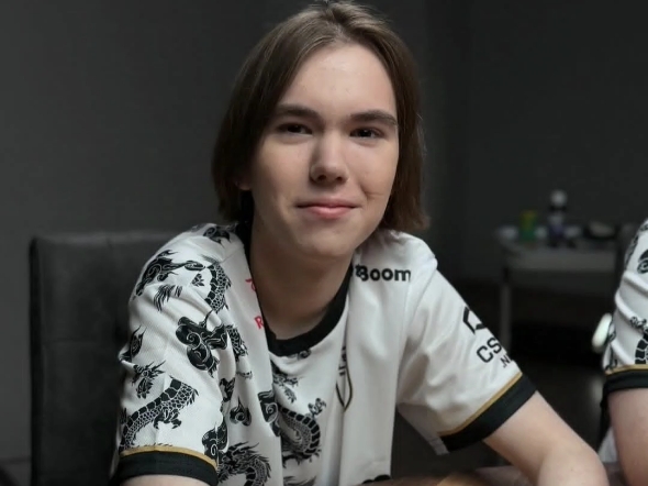 英超：加納喬恩出挑逗！曼聯3比0壓埃弗頓！.