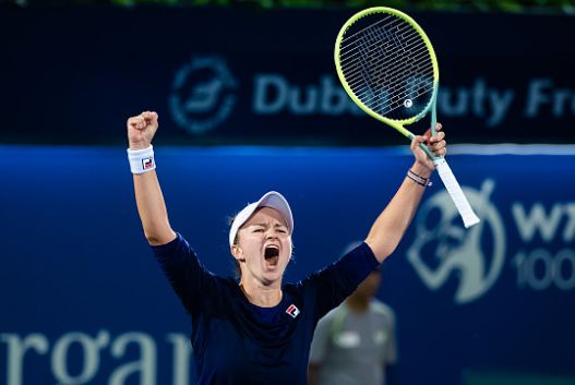 最好的关系，有幸遇见，恰好合拍，清歌和飞花的故事，如同一首优美的诗篇.